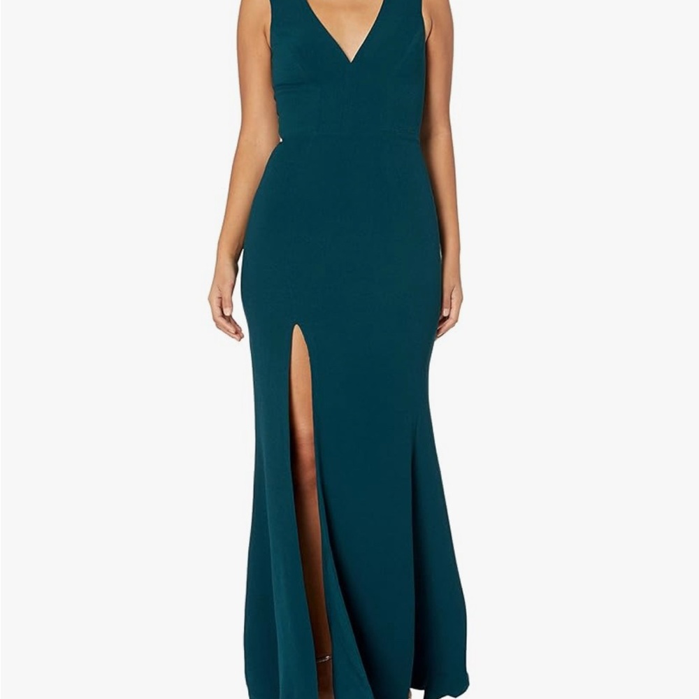 Elegant Teal Sleeveless Formal Gown